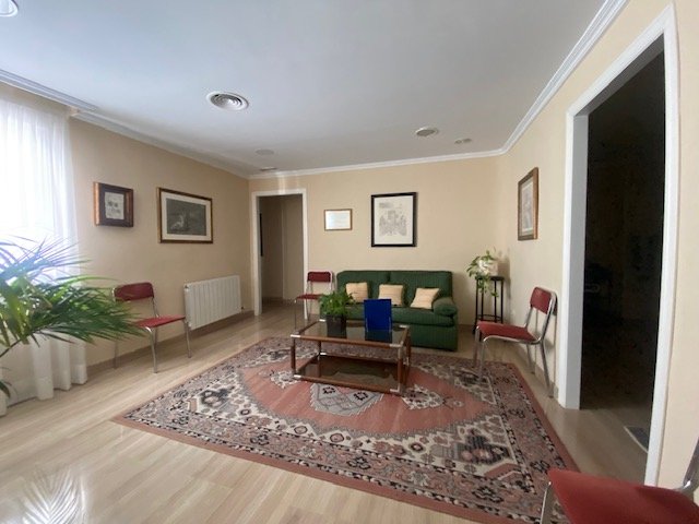 Sala en clínica ginecológica Dr. Francisco Valdivieso Pérez en Jaén